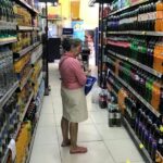 Vendas no varejo recuam 1,8% em abril, diz Cielo
