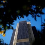Dívida pública bruta do Brasil sobe a 78,5% em agosto, déficit primário fica acima do esperado