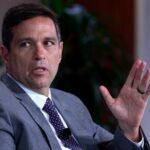 É difícil pensar em juros mais baixos sem perspectiva de convergência da dívida, diz Campos Neto