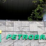 Petrobras deve reduzir investimentos previstos para 2025, dizem fontes