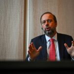 Governo decide não retomar horário de verão neste ano, diz Silveira