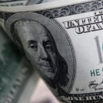 Dólar avança em linha com o exterior após notícia sobre planos tarifários de Trump