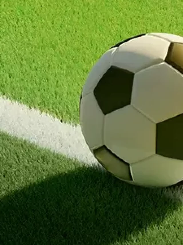 Story bola de futebol em grama verde
