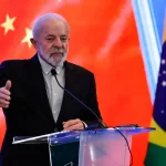A gente não quer brigar com o dólar, diz Lula