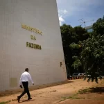 Fazenda diz que os 0,01% brasileiros mais ricos pagam 5,67% de IR e defende reforma
