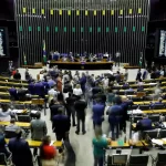 Câmara aprova PEC com novas regras para pagamento de precatórios a partir de 2027, texto vai ao Senado