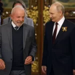 Lula recebe telefonema de Putin para compartilhar informações sobre reunião com Trump