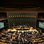 Câmara aprova em 2º turno texto-base da PEC da Blindagem