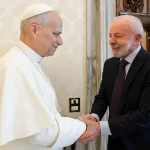 Lula diz que ajuste fiscal não justifica queda em investimento social