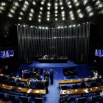 Senado aprova projeto que limita compensações tributárias