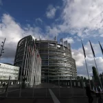 Parlamento da UE aprova acordo para enfraquecer leis de sustentabilidade corporativa