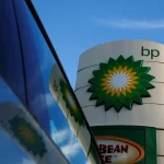 BP sinaliza até US$5 bi em baixa contábil com energia de baixo carbono