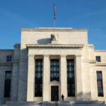 Fed se move para lidar com impactos da IA sobre emprego e inflação