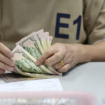 Dólar abre estável no Brasil em meio a esperanças de acordo entre EUA e Irã Dólar abre estável no Brasil em meio a esperanças de acordo entre EUA e Irã