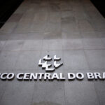 Dívida pública bruta do Brasil sobe mais que o esperado em maio, a 81,1% do PIB