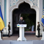 Ucrânia quer paz, mas não vai ceder, diz Zelenskiy no Dia da Independência