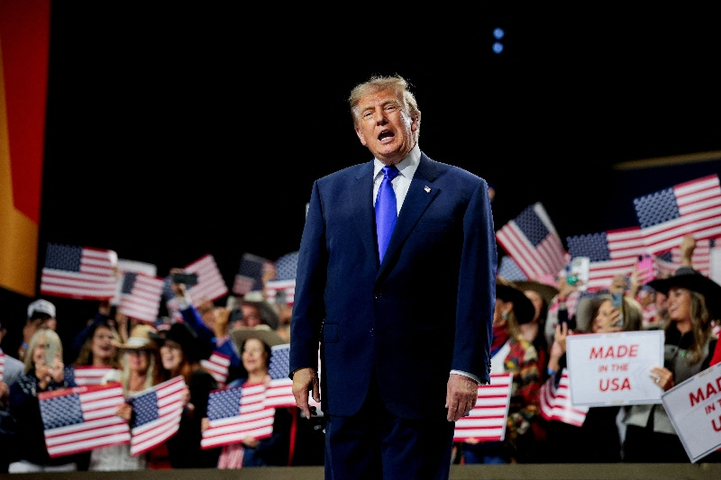 Trump oferece US$5.000 a cada norte-americano se republicanos vencerem eleições legislativas de meio de mandato