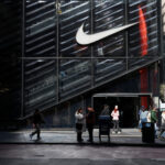 Queda do preço das ações da Nike ameaça posição no Dow Jones Queda do preço das ações da Nike ameaça posição no Dow Jones