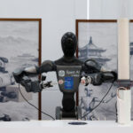 Fundador da startup chinesa Spirit AI afirma que cérebros robóticos devem alcançar avanço significativo em 2027