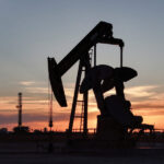 Petróleo cai com esperanças de avanço diplomático entre EUA e Irã e exportações da Arábia Saudita