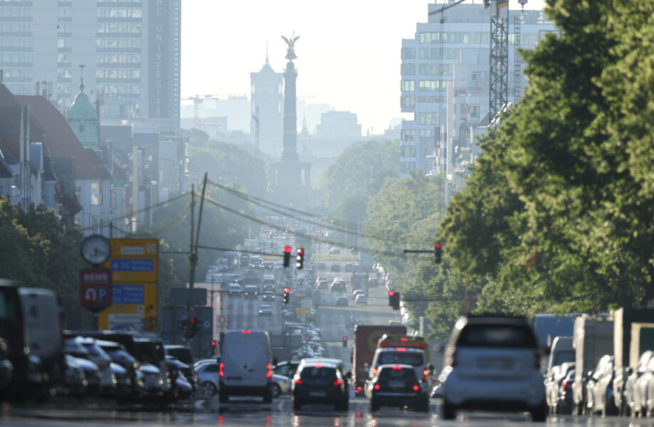 Economia europeia tem se mostrado resiliente em meio a choque energético, dizem pesquisas