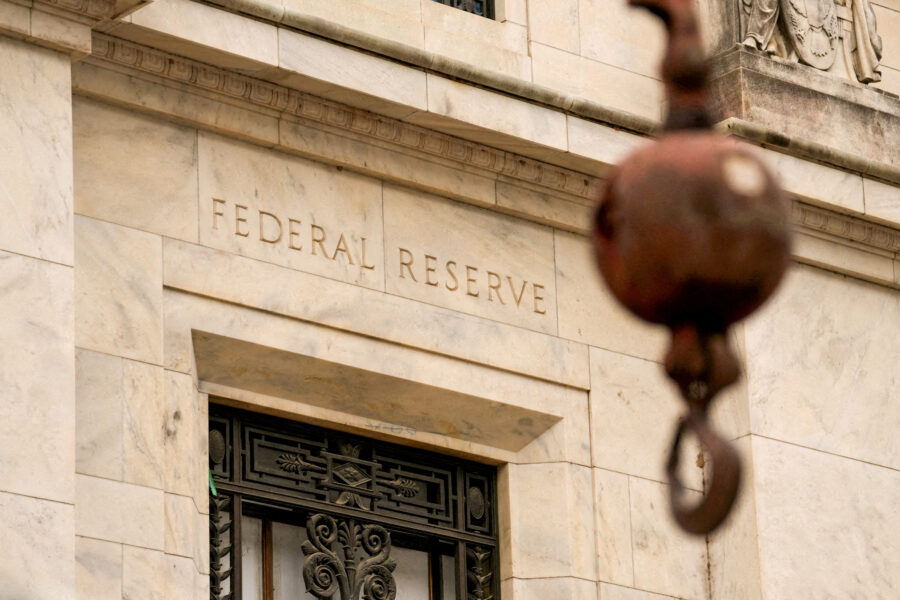 Diretores de empresas elevam perspectivas de inflação e veem juros com preocupação, diz pesquisa do Fed