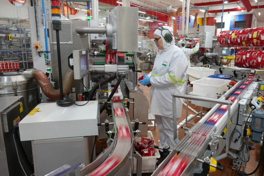 Brasil tem taxa de desemprego de 5,3% no tri até agosto, menor nível para o período