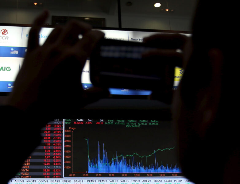 Ibovespa abre outubro sem viés claro com eleição no horizonte