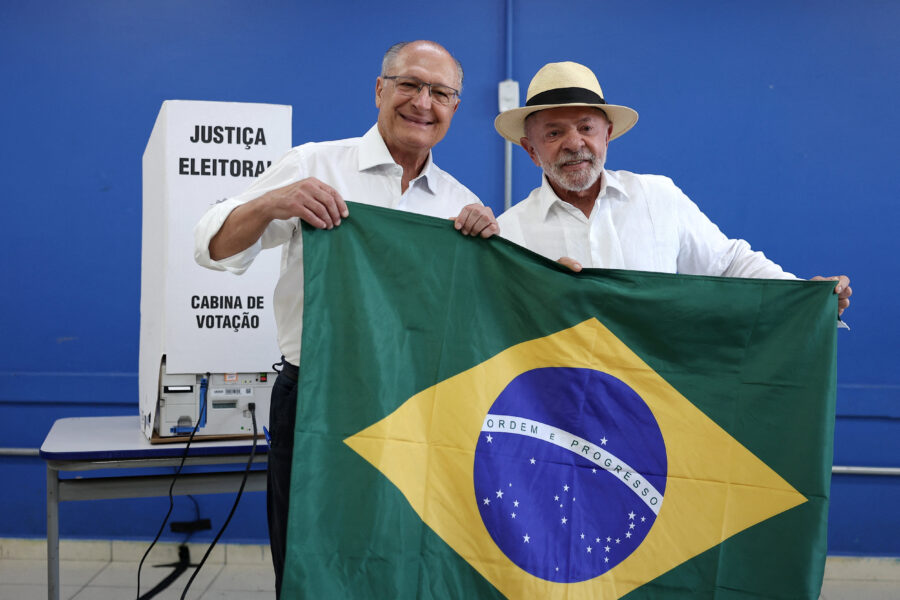 Depois de cobrança de aliados, PT amplia participação de Alckmin em campanha