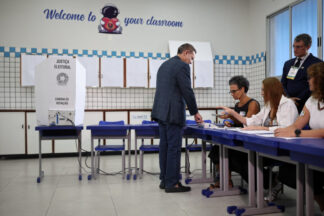 Home - Blog da Livraria RT Presidente do TSE diz que prorrogação de horário de votação é inédita e tinha que ser planejada