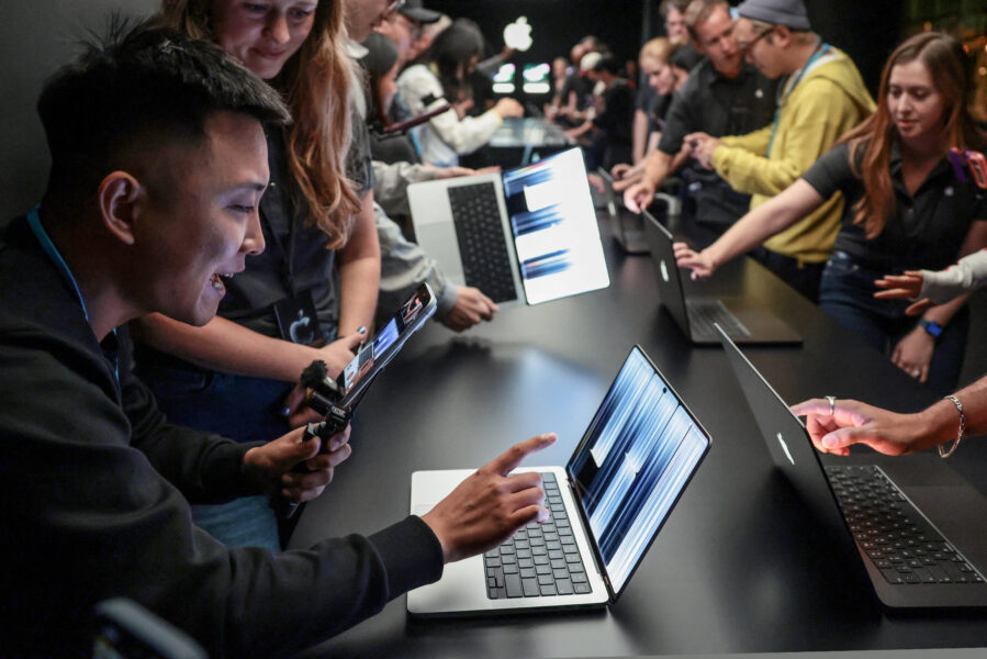 Apple lança notebooks com tela sensível ao toque e valor elevado