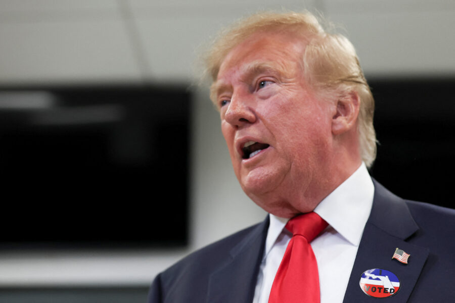 Trump intensifica ações judiciais contra Estados à medida que dia da eleição se aproxima